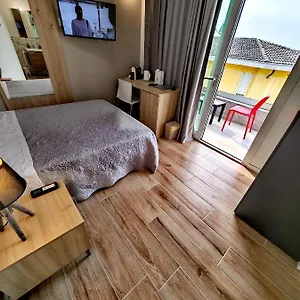  Aparthotel Delizia Camere&appartamenti Residenze Del Cuore