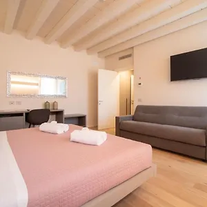 2* Aparthotel Calcirelli